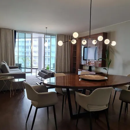 Peaceful Ocean Terrace Apartment Funchal (Madeira)