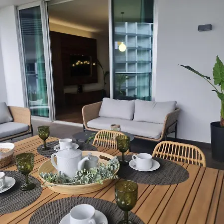 Peaceful Ocean Terrace Apartment Funchal (Madeira)