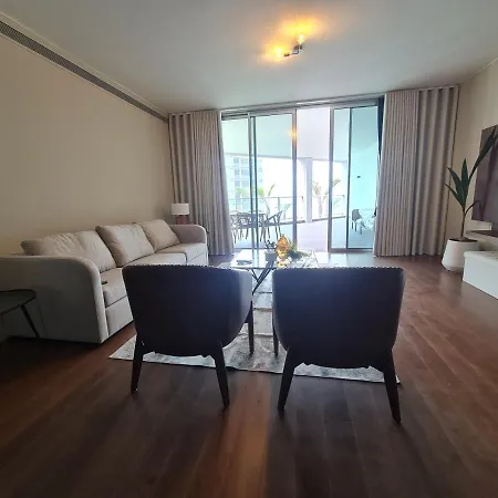 Peaceful Ocean Terrace Apartment *